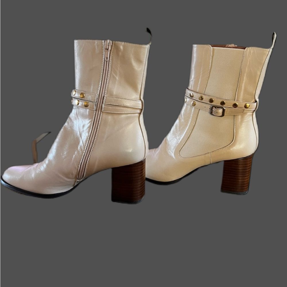 Brenda Zaro designer boots. NWOT. FLAWLESS.